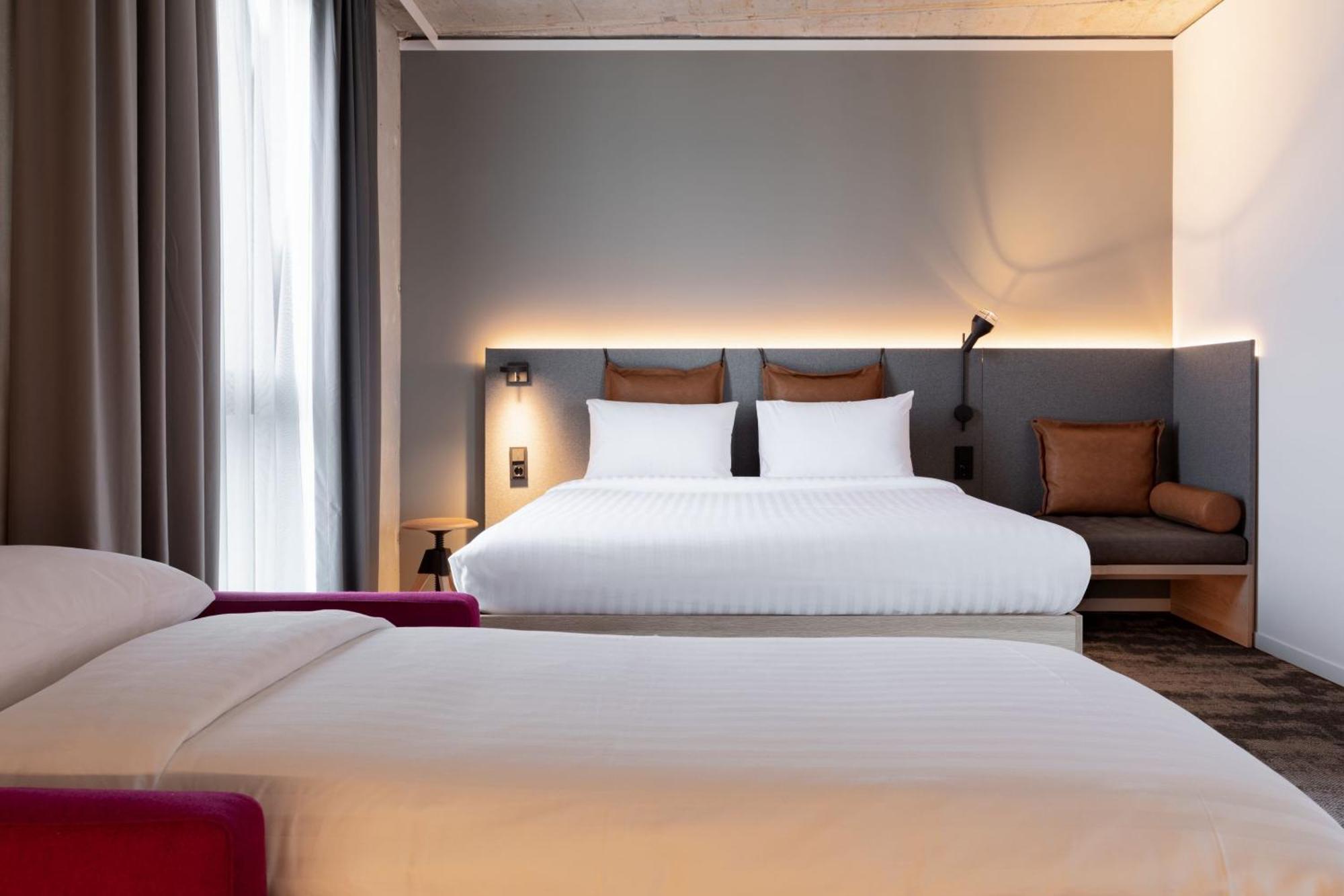 Moxy Outletcity Metzingen Metzingen  Exterior foto